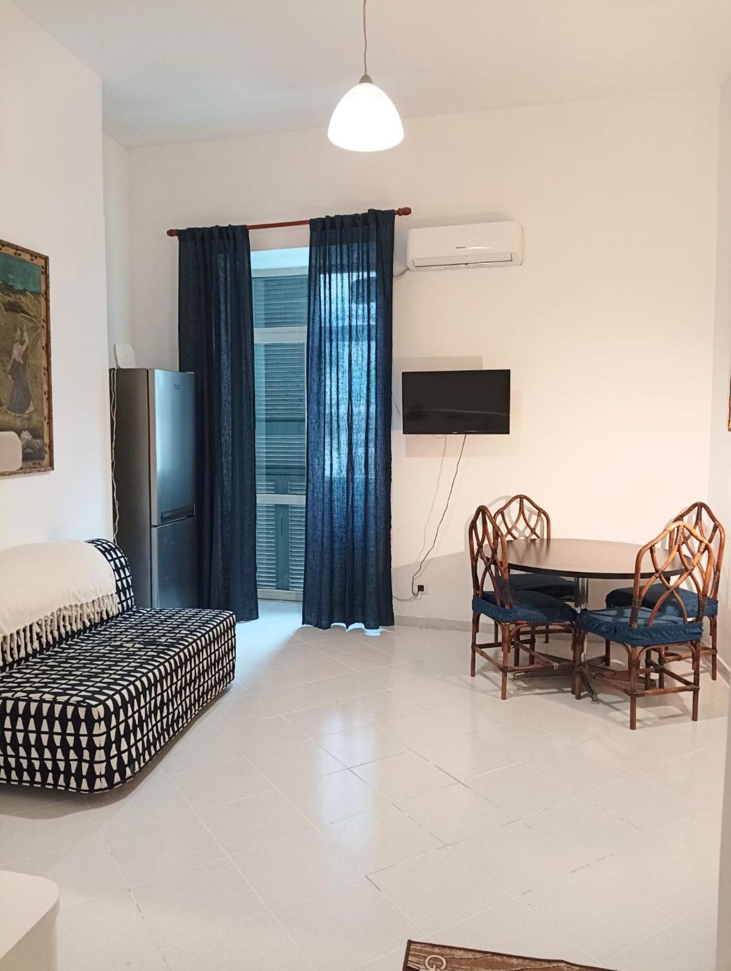 Apartamento Valerio'S Flat Pozzuoli Exterior foto