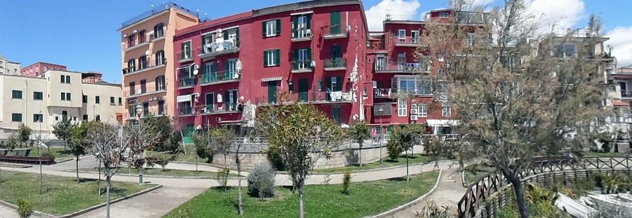 Apartamento Valerio'S Flat Pozzuoli Exterior foto